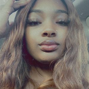 Meet your Posher, Renee